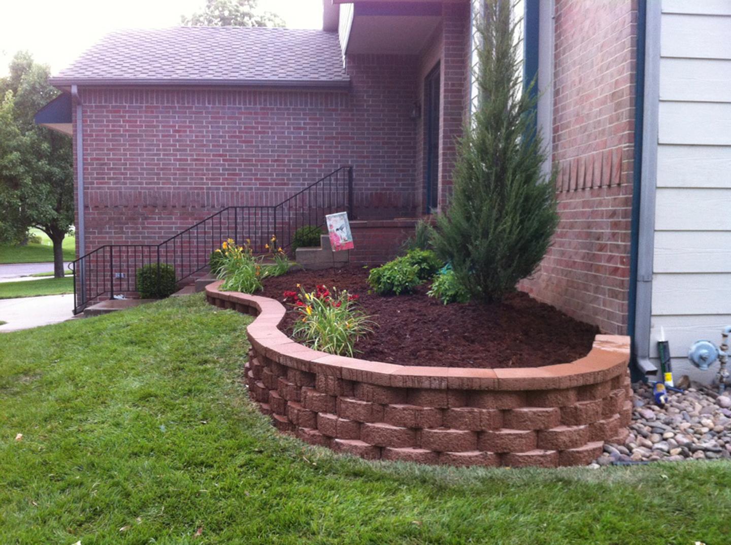 Landscape Ideas Pavestone and Edging Landscape Design