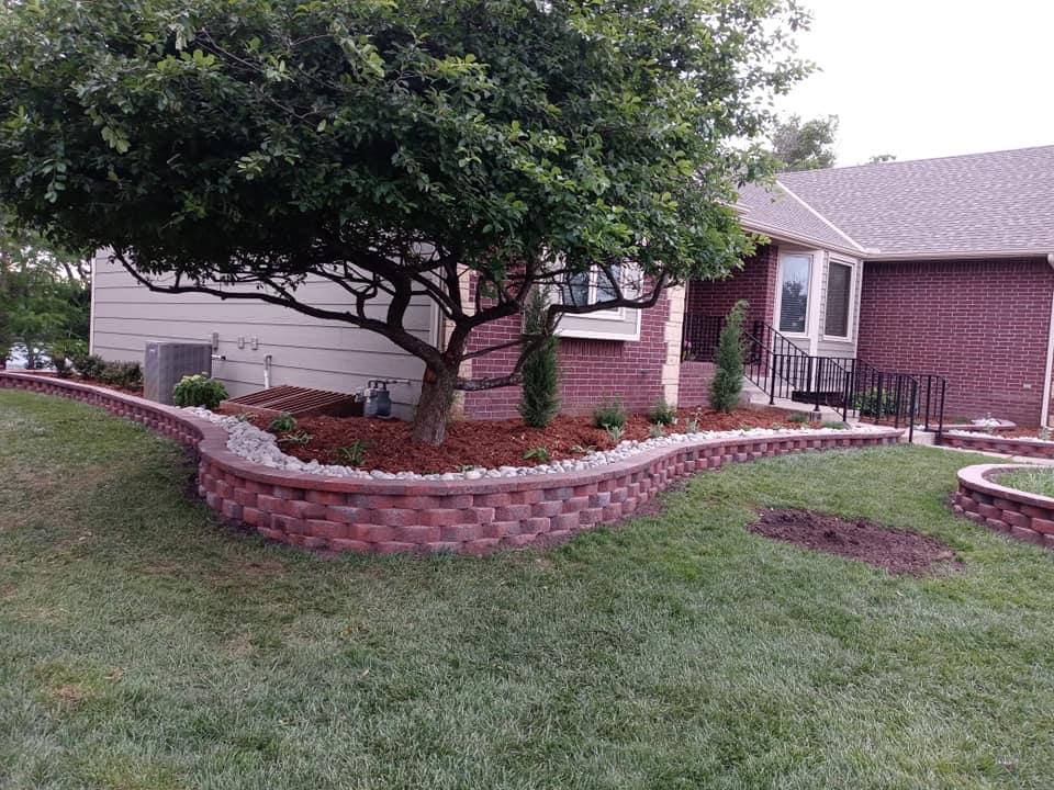 Landscape with retaining wall_