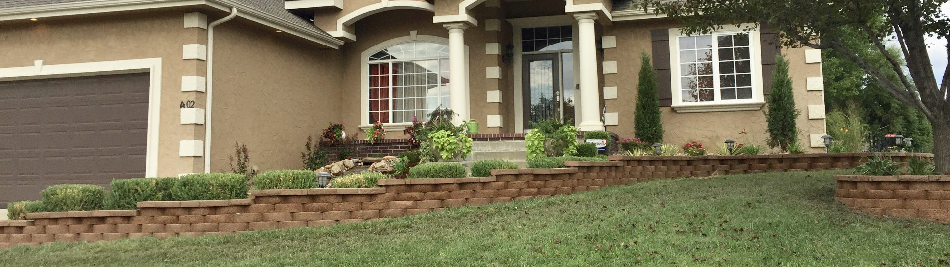 Landscaping Services - Hardscapes - Patios & Pavers